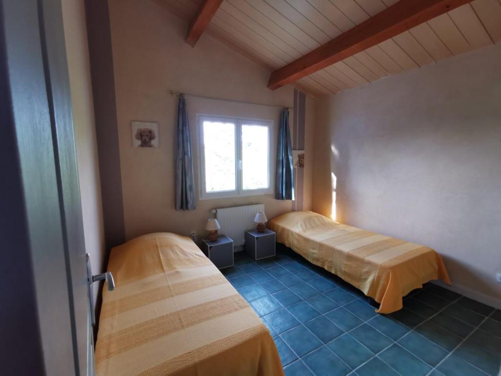 Gites La Bambouseraie Labeaume Room photo
